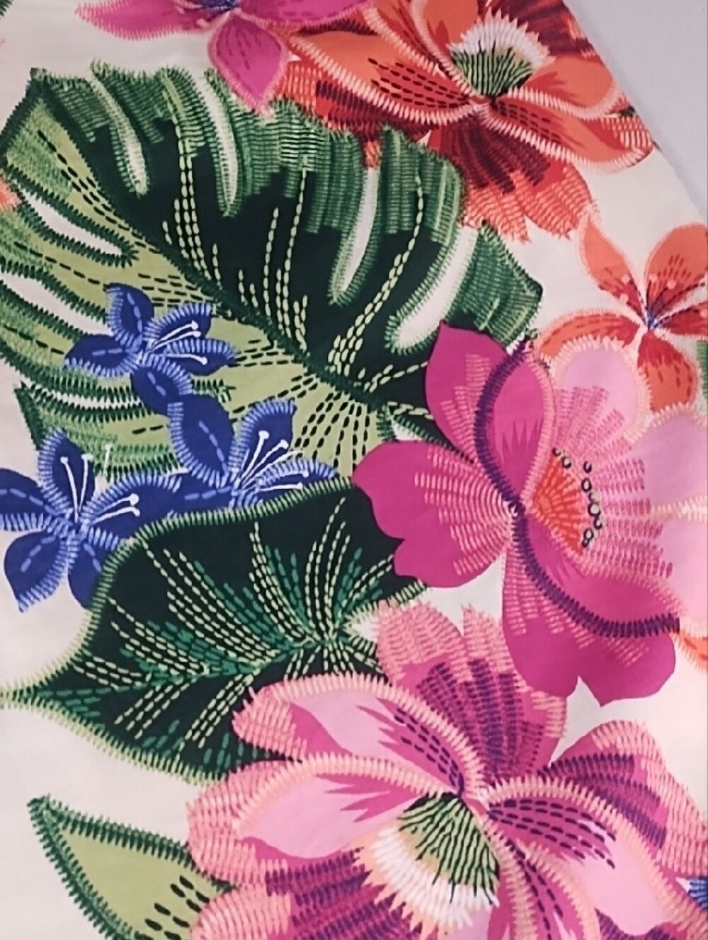 Sleeveless Cream Maxi Dress with Vibrant Tropical Floral Print Pockets - Picture 12 of 15